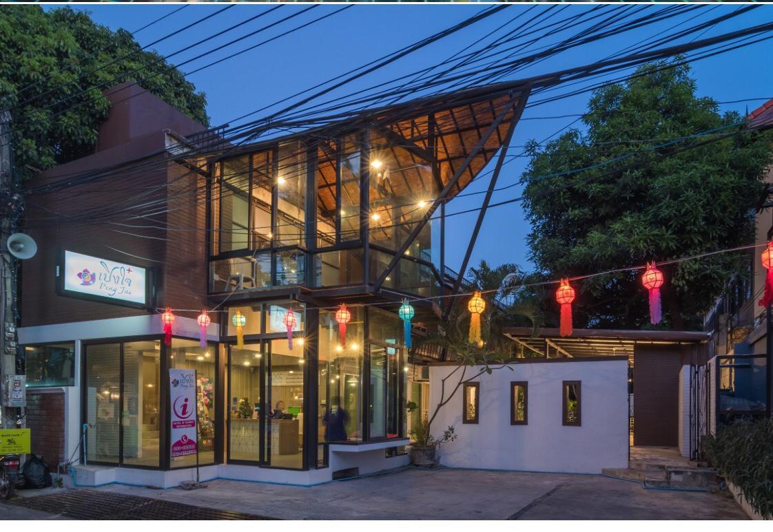 Peng Jai Hotel Chiang Mai Exterior photo